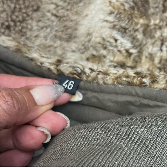 Axel's Vail Colorado Parka  With Leather and Real Fur - Picture 7 of 16